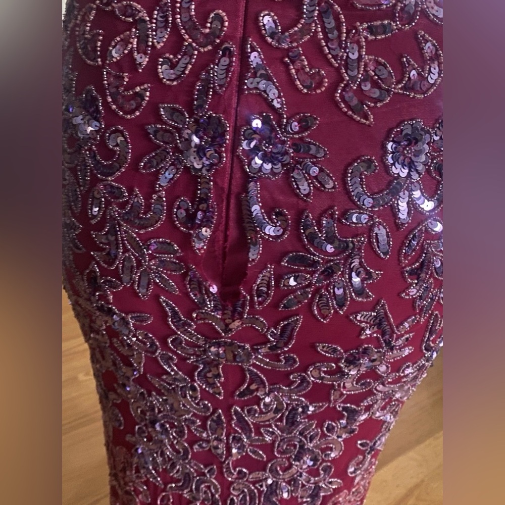 Prom dress! - Picture 4 of 5